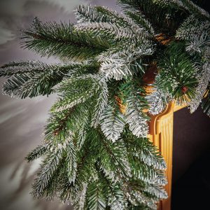 1.8M Fairmount Fir Garland